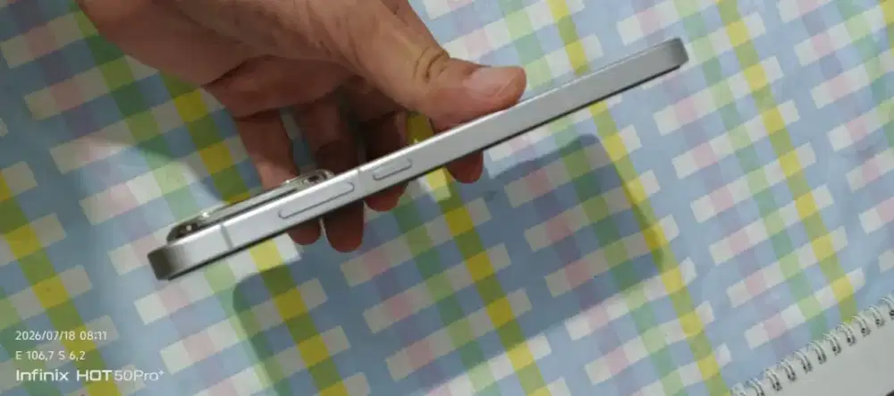 Poco F7 white 12/512