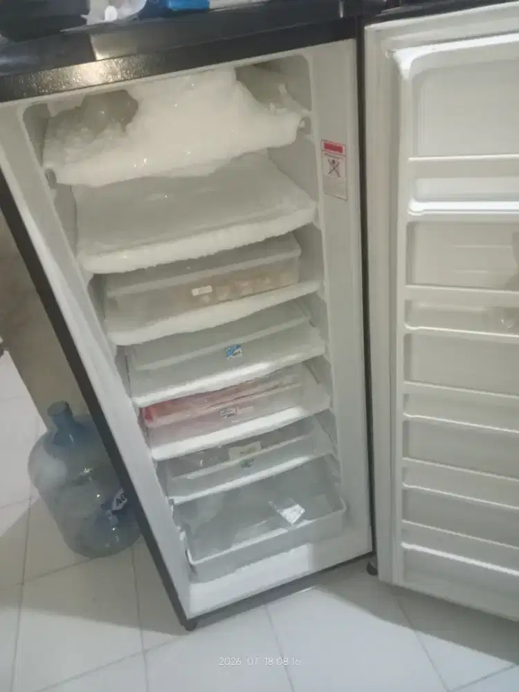 Kulkas freezer beku 1 pintu