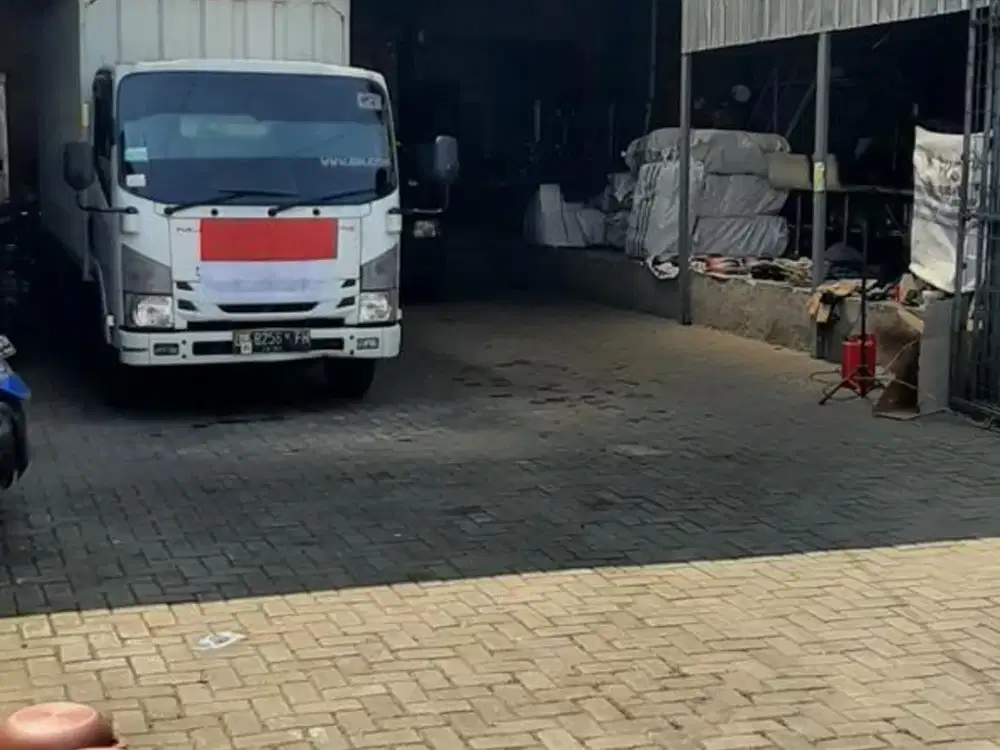 Dijual Gudang Bangunan Kurang Lebih 2 Lantai Siap Pakai Lokasi di Caringin Bandung