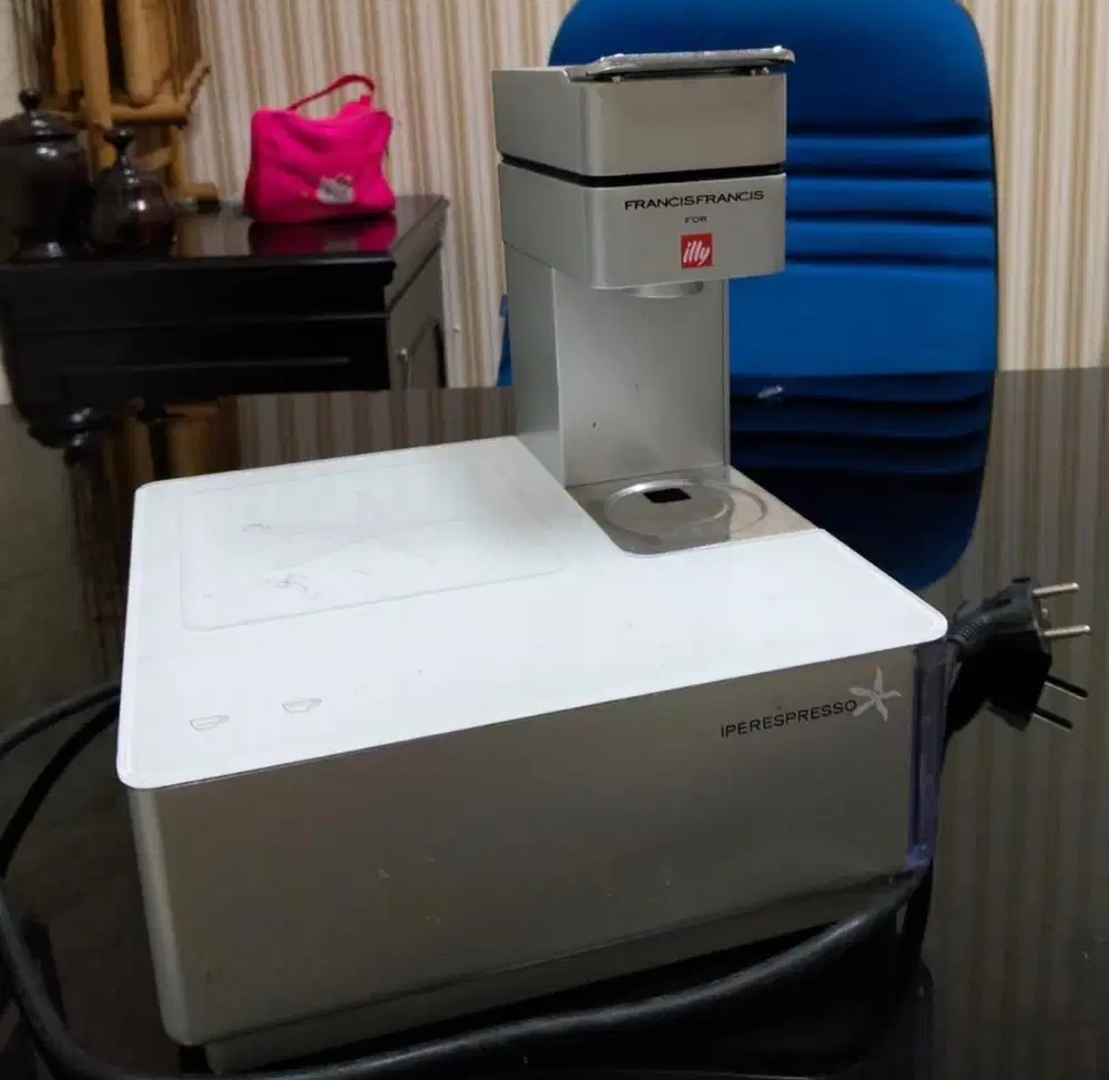 Dijual mesin kopi Y3 iperEspresso