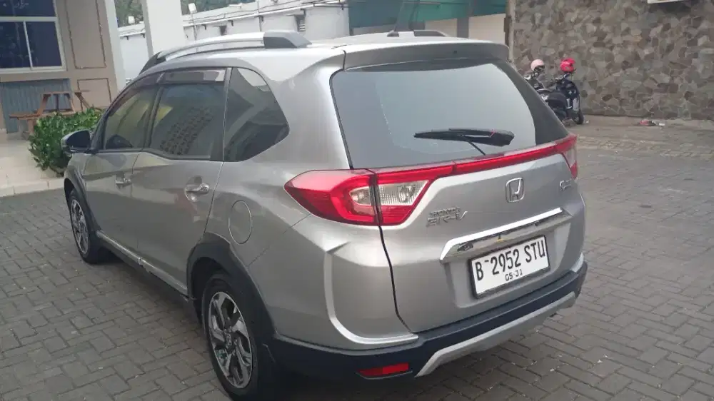 Honda BRV E cvt matic tgn 1 pajak mei 2027