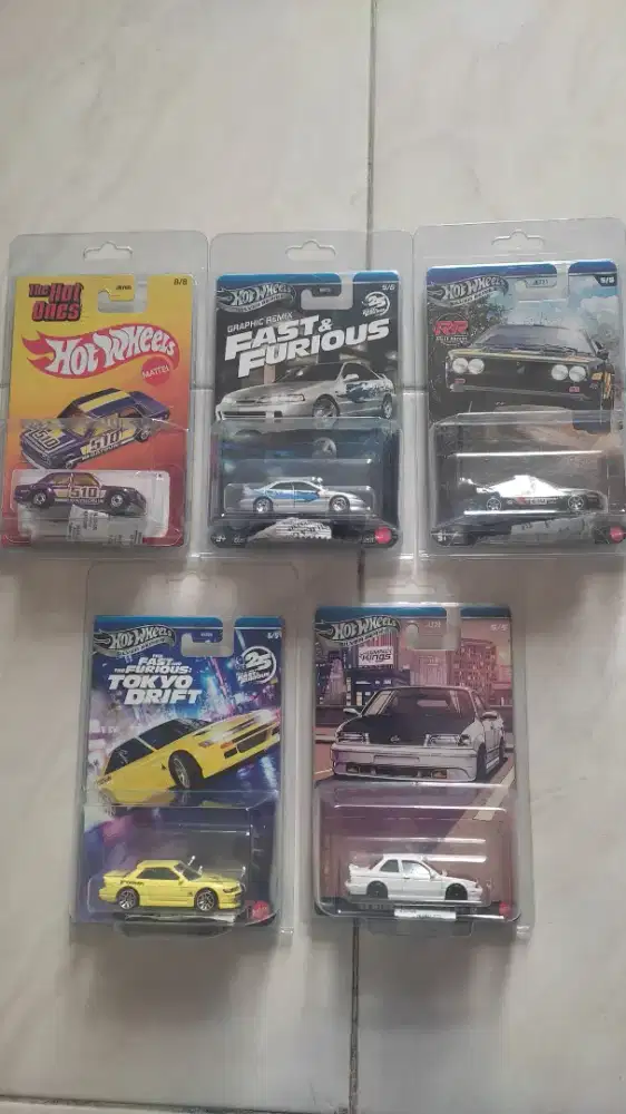 Hot Wheels Silver Series Base Besi
