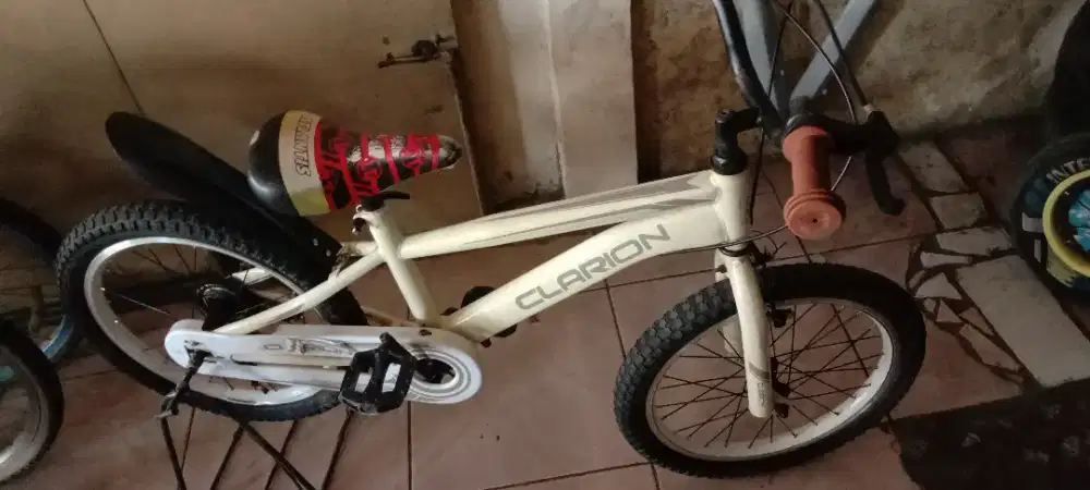 Sepeda bmx uk 18 inch.