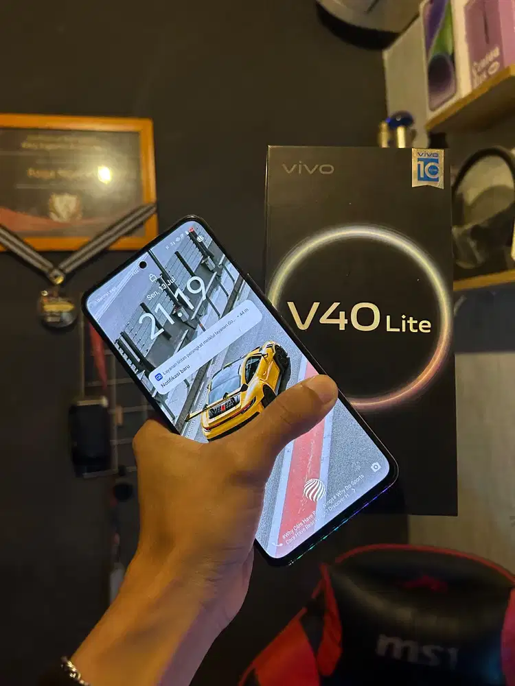 Vivo v40lite 8/256Gb