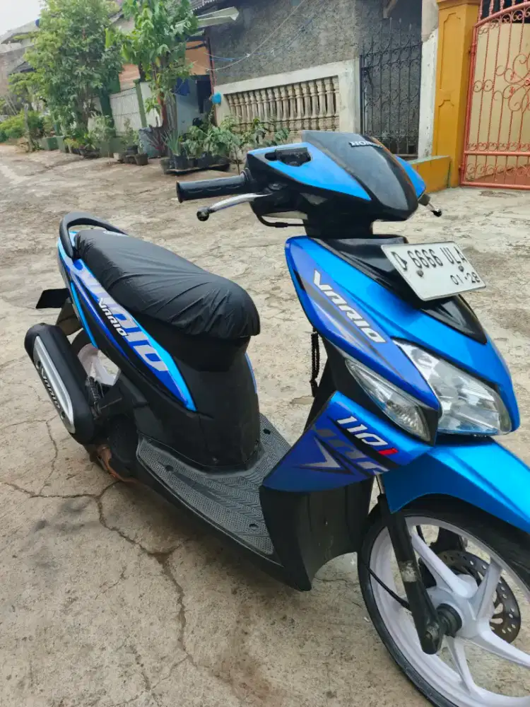 Vario 110 karbu 2008 komplit isi siap gas