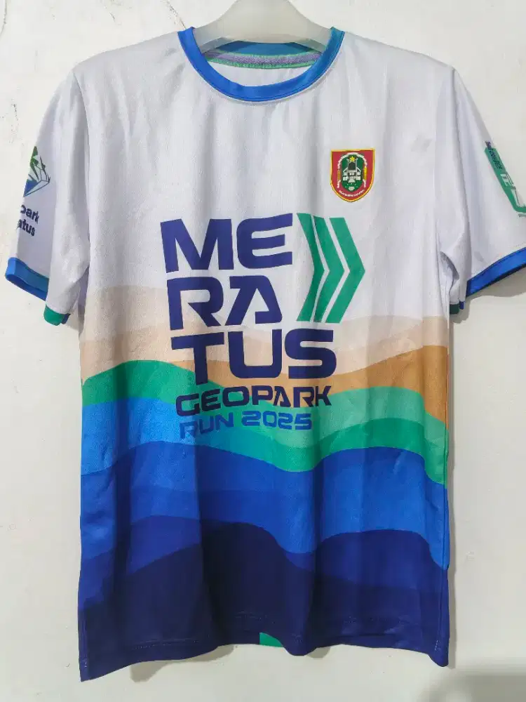 Baju event running lari meratus geopark run size S/M