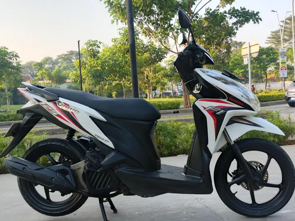 Honda Vario 125 kzr fi esp 2015 stater halus mulus orsinil terawat