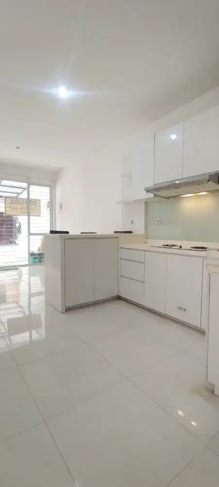 Rumah dijual di bintaro jaya siap huni strategis ada masjid