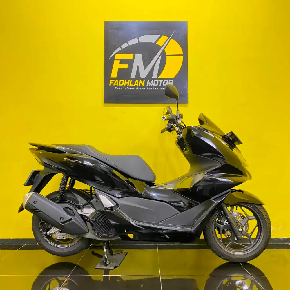 Honda PCX 160 CBS Tahun 2024 KM Low Full Orisinil Joss Istimewa