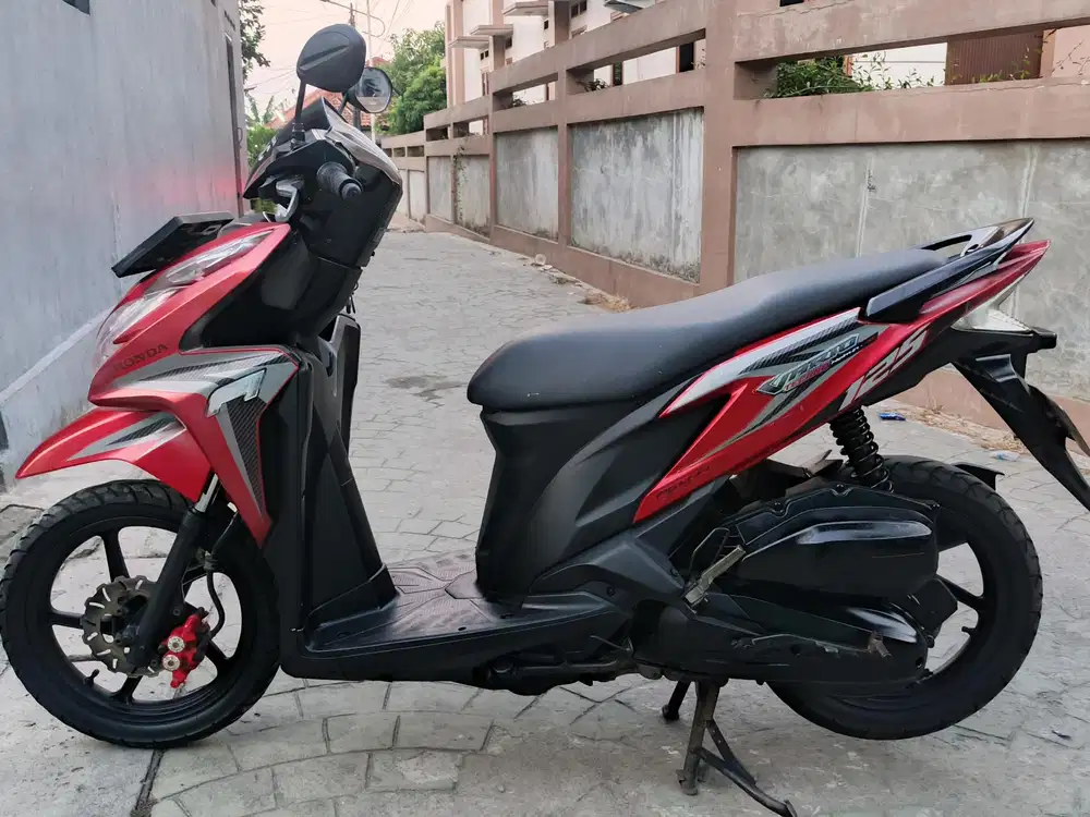 Honda Vario 125 CC kzr fi esp 2014 stater halus mulus orsinil terawat