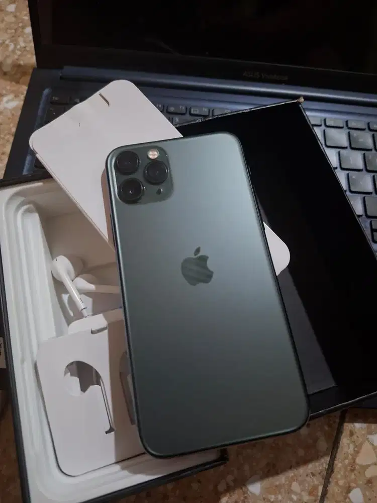 iPhone 11 PRO 256 GB - Matte Green