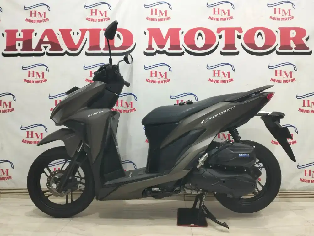 VARIO 150, Pajak BARU, Ban Tebal, Remot Lengkap, ISTIMEWA