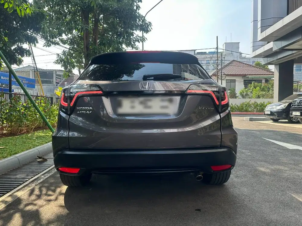 Honda HR-V 1.5 E CVT 2019 Reg 2020 Full Upgrade Tangan Pertama