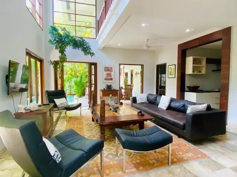 3 Bedroom Villa for sale in Berawa, Bali
