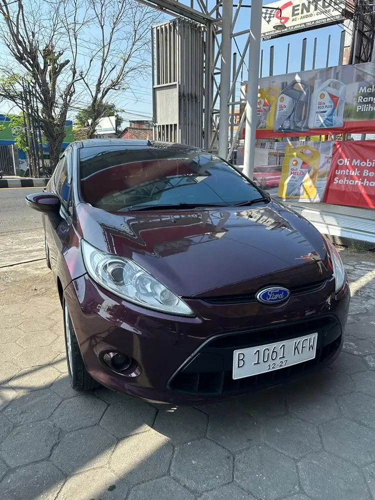 Ford Fiesta 1.6s Ungu 2010