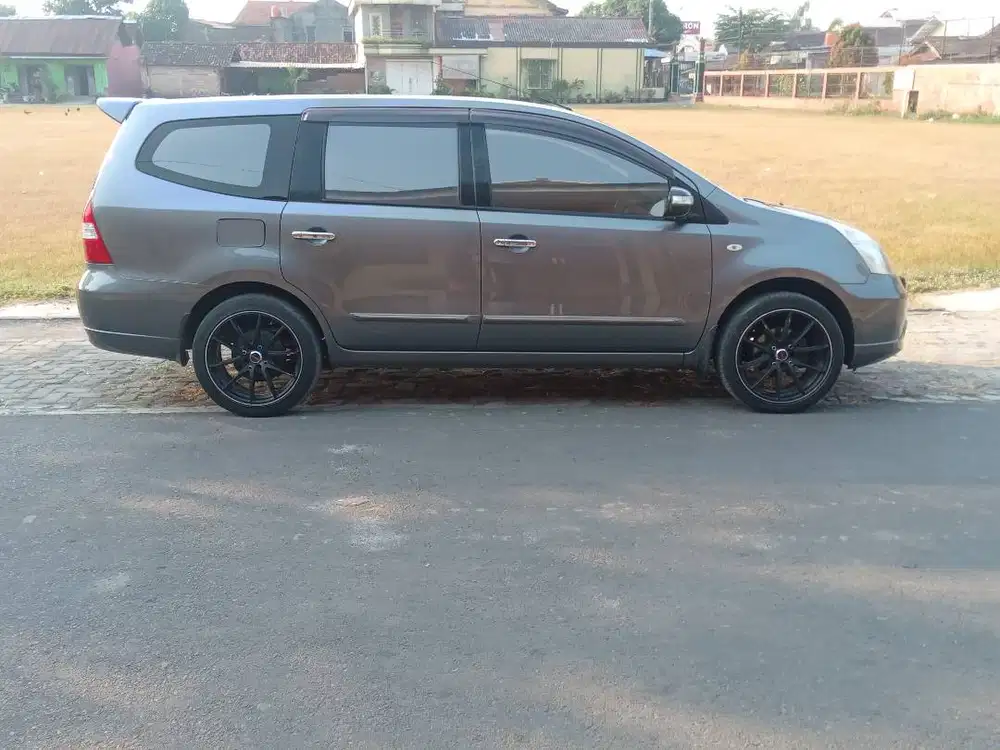 Grand Livina Ultimate