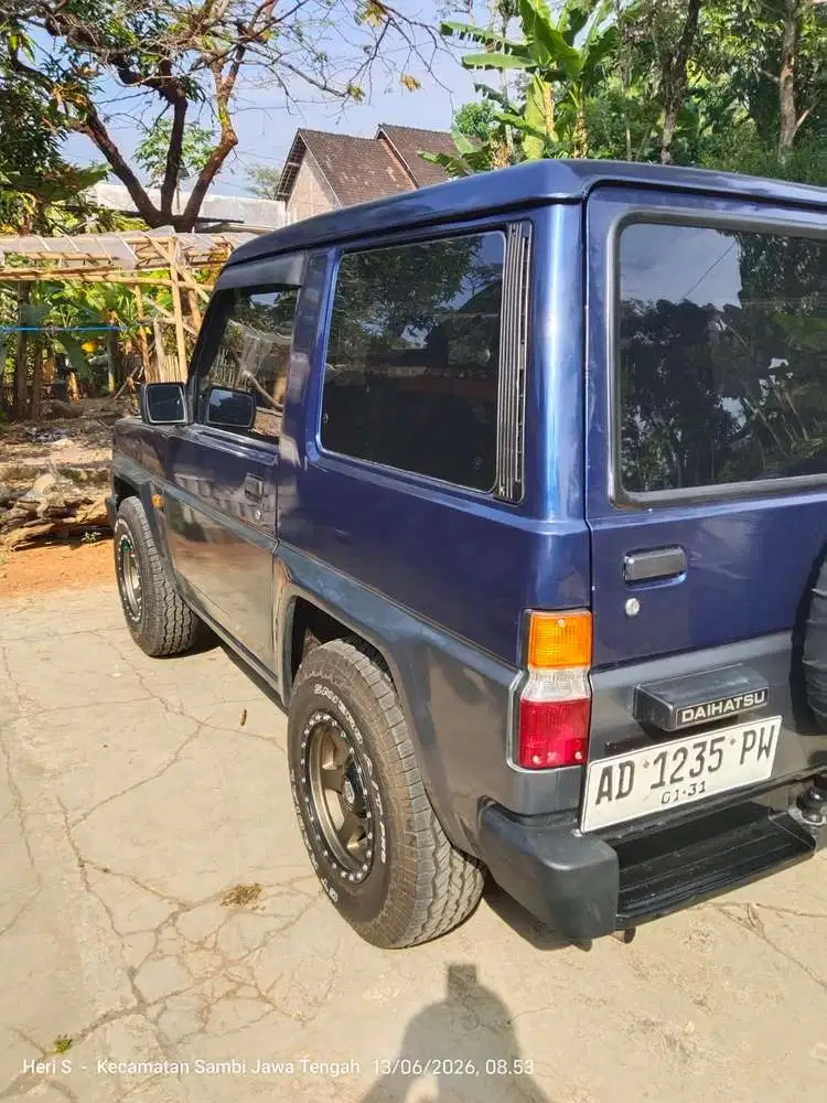 Daihatsu Feroza 1996 Bensin