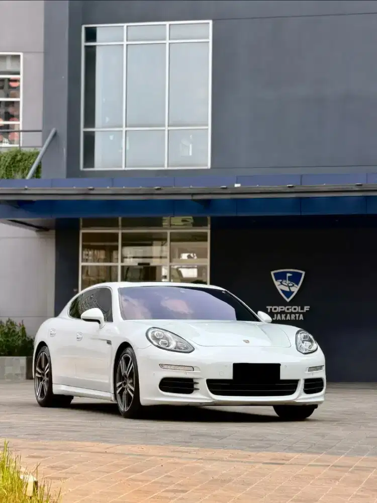 [Cash] Porsche Panamera S 3.0 V6 Twin Turbo