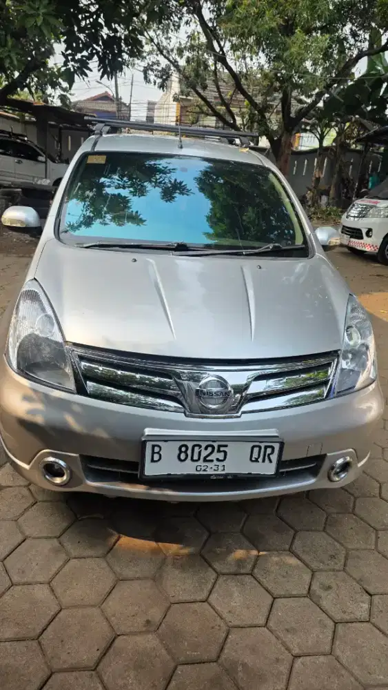 Nissan grand livina  XV 2008