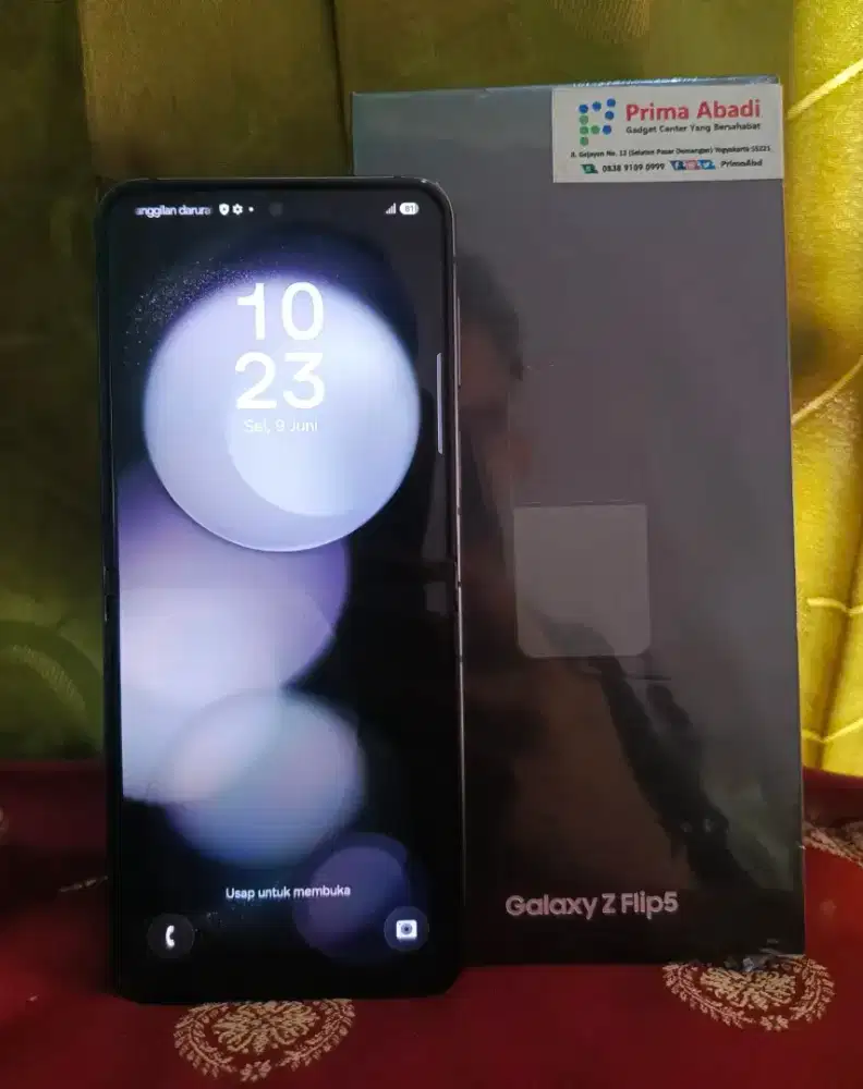 SAMSUNG Z FLIP 5 5G RAM 8/512GB ORIGINAL SEIN MULUS NORMAL FULLSHET

T