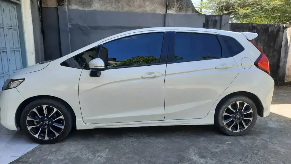 Jual Honda Jazz RS CVT