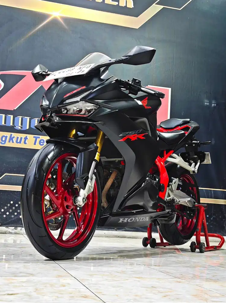 Honda CBR250RR STD TH 2019 matte black