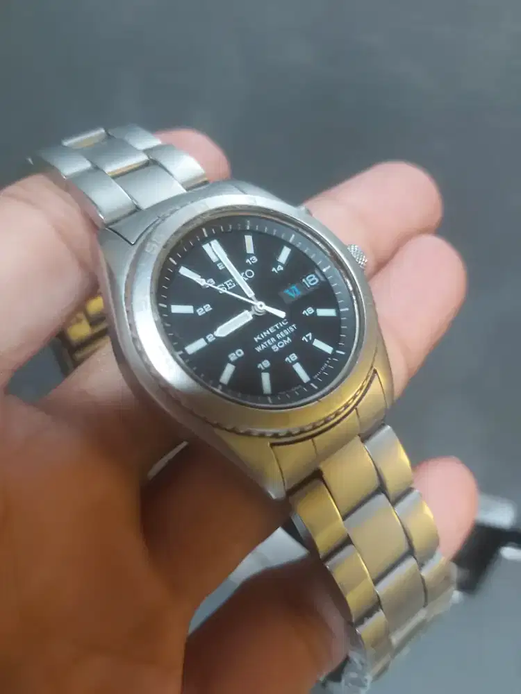 Seiko Kinetic titanium