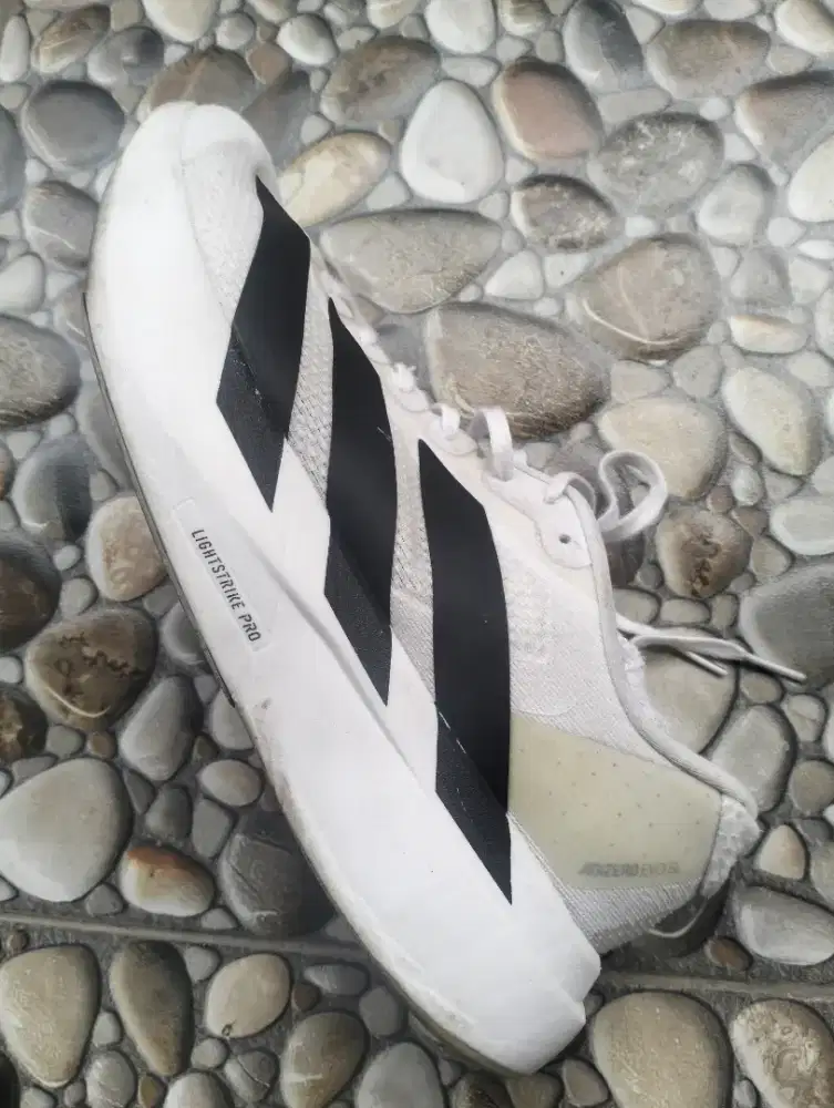 Sepatu Adidas ADIZERO