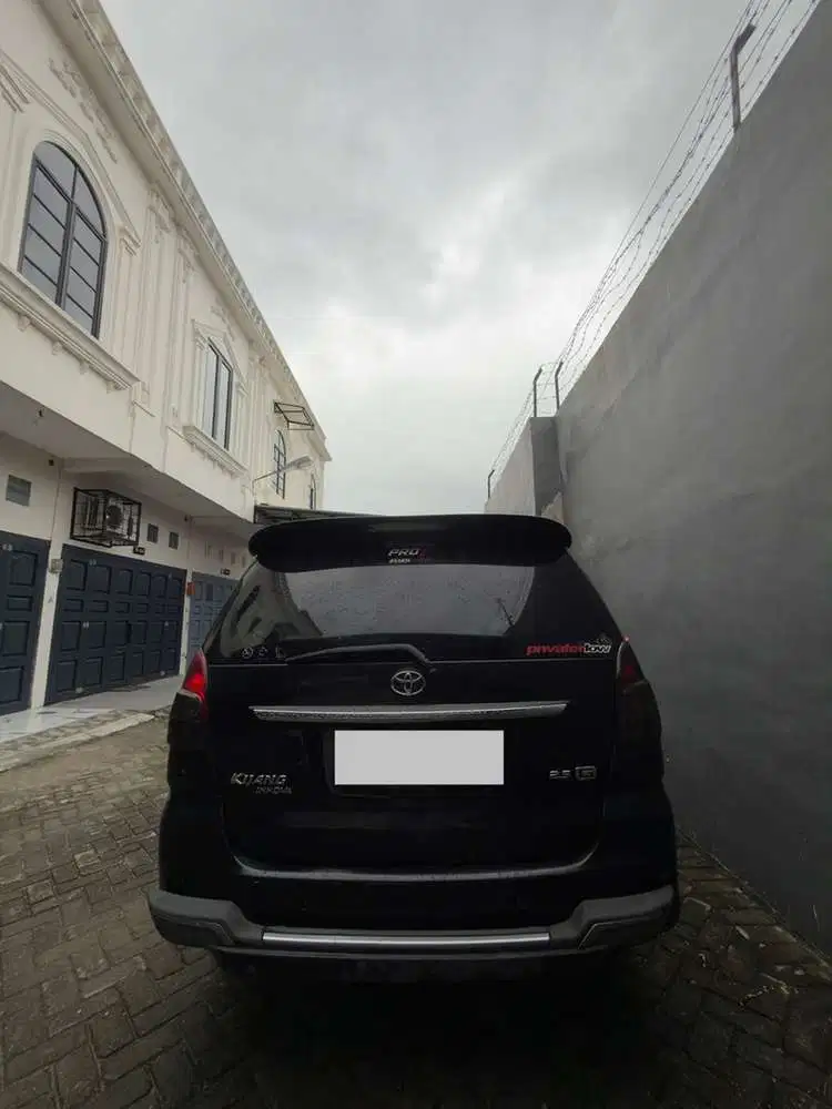 Toyota Kijang Innova 2012 Diesel/Solar