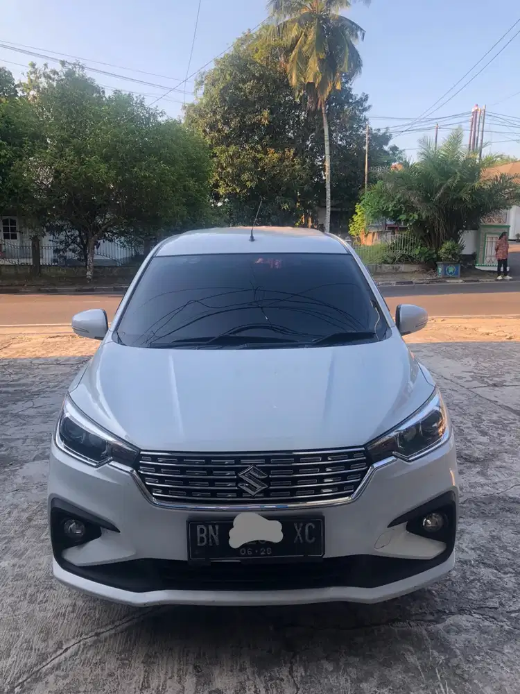 Dijual Kredit Suzuki Ertiga GX MT
