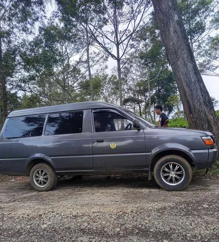 Toyota Kijang 1997 Bensin