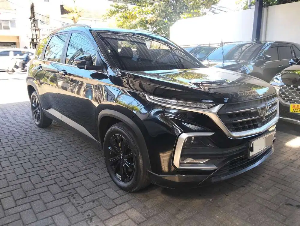 Wuling Almaz T Lux 2019 Hitam met A/T 1.5cc
