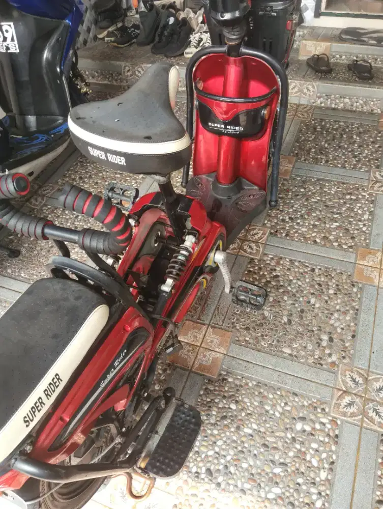 Sepeda listrik bekas