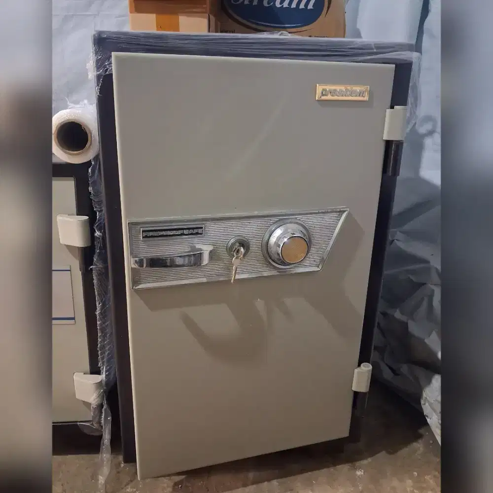 BRANKAS TAHAN API TINGGI 88cm