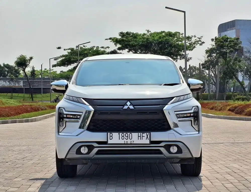 Mitsubishi Xpander Ultimate 1.5 AT 2022 – Terawat, Siap Pakai!