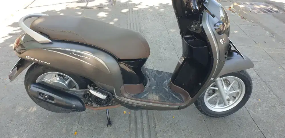 Scoopy stish th 2018 mulus pjk baru