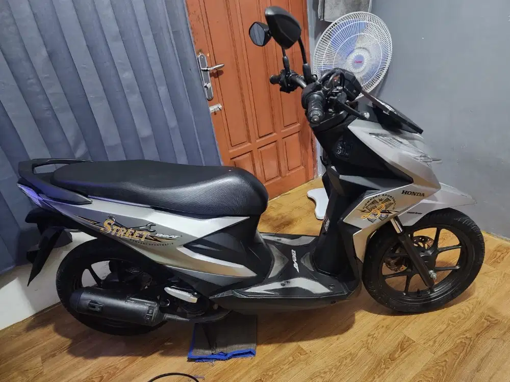 JUAL SANTAI HONDA BEAT STREET