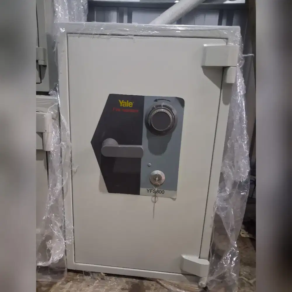 BRANKAS TAHAN API MEREK YALE TINGGI 80cm