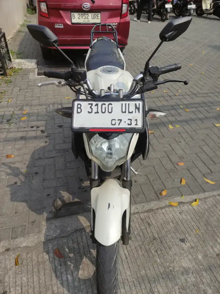 VIXION PUTIH ADVANCE 2016