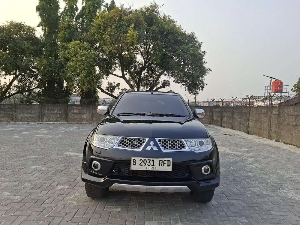 [MURAH] Mitsubishi Pajero Dakkar DSL AT 2013, Hitam