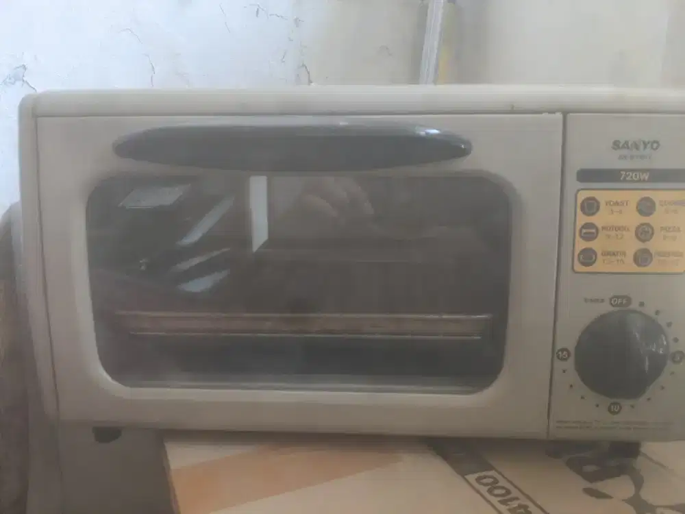 Oven toaster listrik