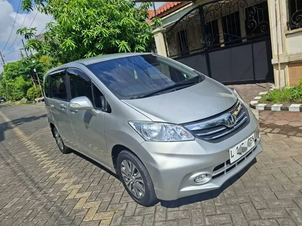 Honda Freed 1.5 E PSD Matic/At 2013 AC Double Blower  Terawat