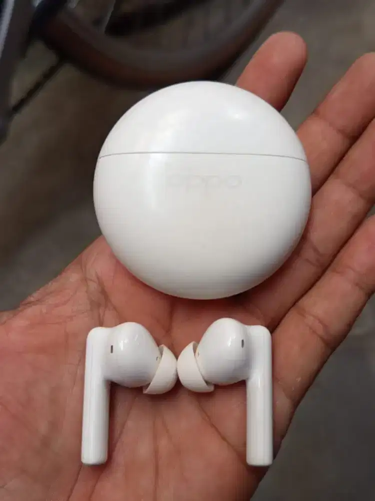 TWS Oppo Enco Buds 2 Ori - Suara Mantap, Baterai Awet, 100% Normal