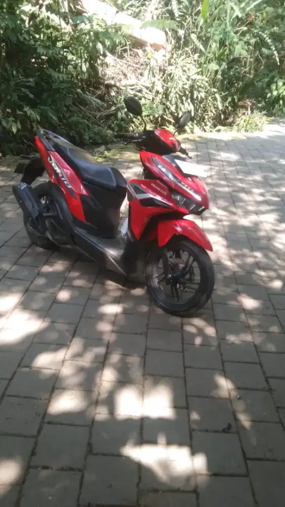 Vario 125 CBS MERAH