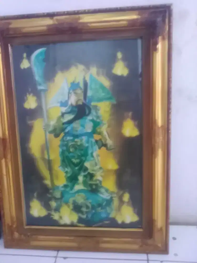 Bingkai emas dewa kwan kong hologram besar