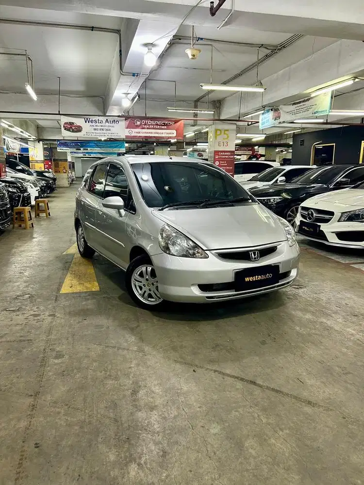 Honda Jazz GD3 1.5 IDSI MT 2004 Manual Siap pakai