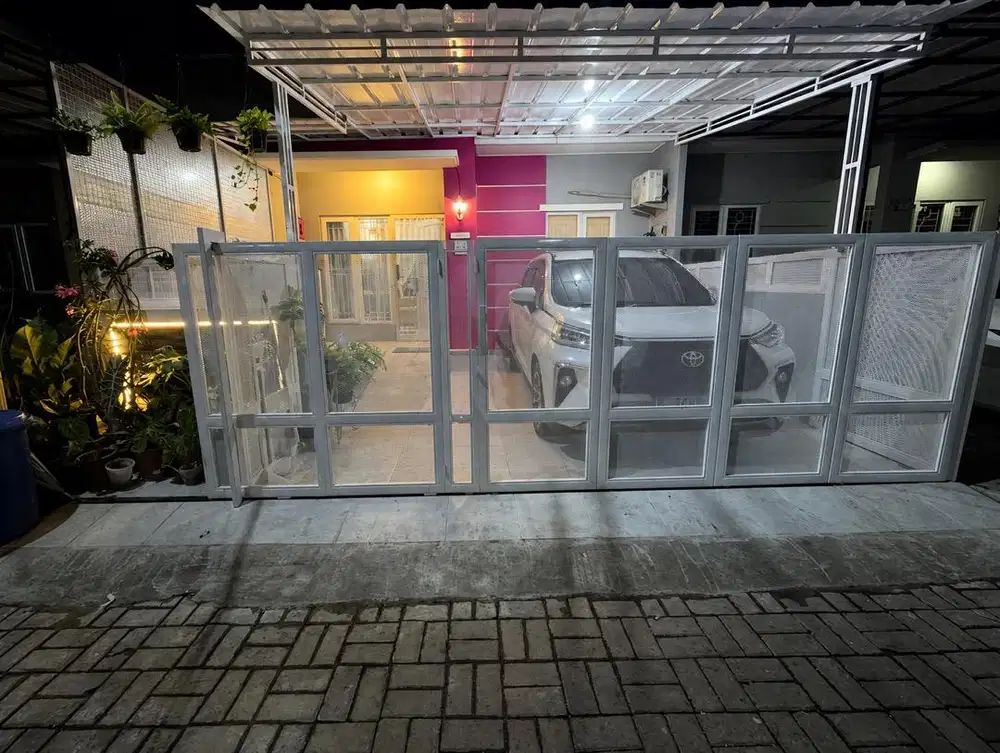 Dijual rumah menarik harga menarik semi full furnish