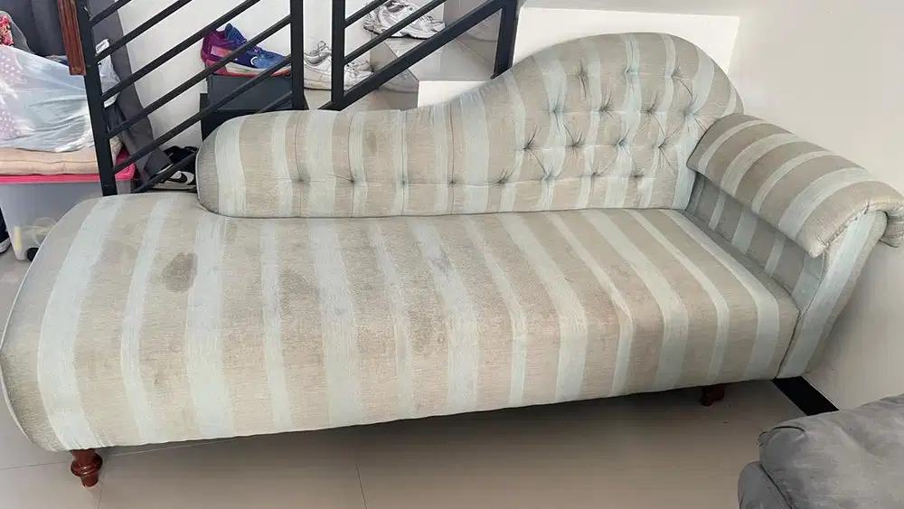 Sofa bekas empuk