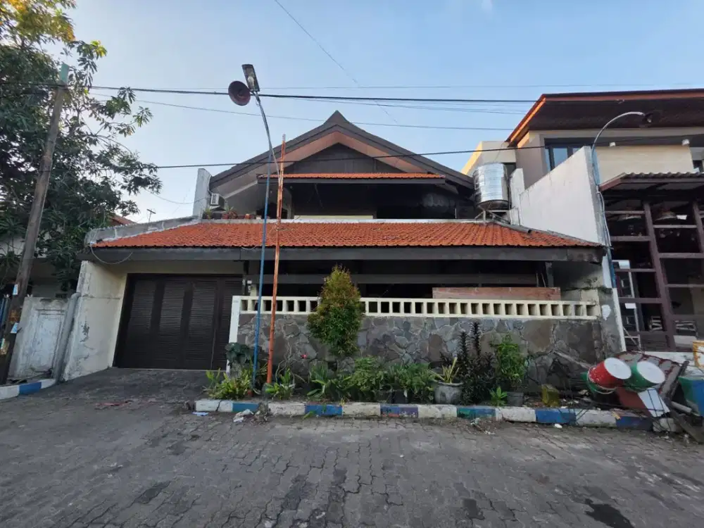 Dijual Rumah Perum Rewwin, Jl. Cendrawasih Bunderan