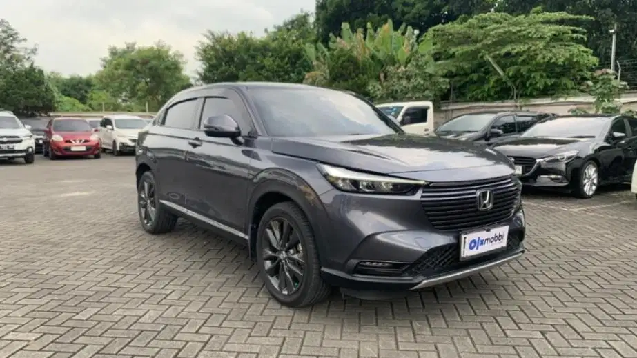 DP MURAH - Honda HRV 1.5 SE Bensin AT 2023 Abu